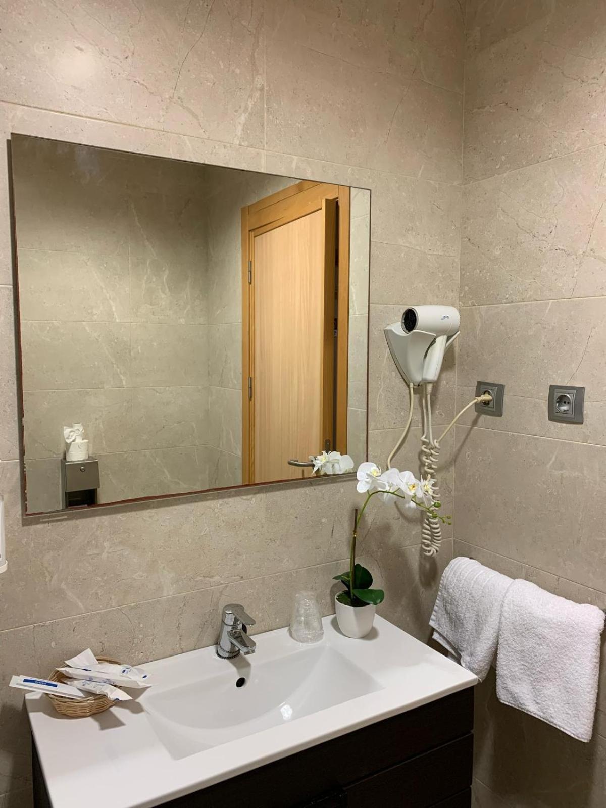 Hotel El Sueno De Jemik La Roda Eksteriør billede