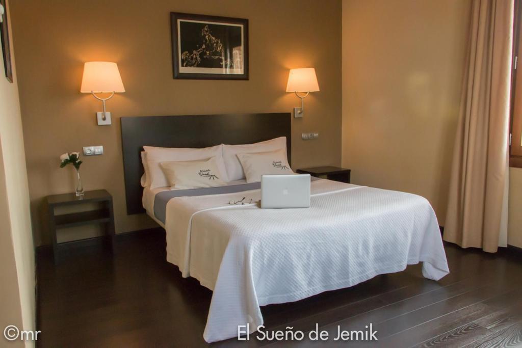 Hotel El Sueno De Jemik La Roda Værelse billede